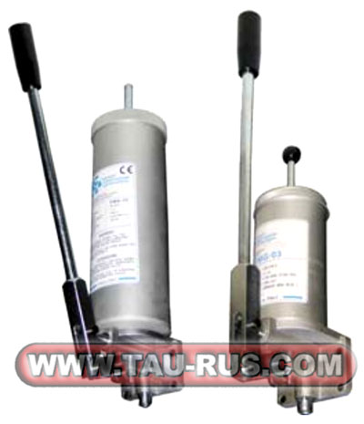 00.132.0_(PMG-10) - Ручной насос для пластичной смазки, бак 1,4л, 1см3/цикл, 150бар, 00.135.0_(PMG-3) - Станция смазки, бак 0,3л, 1см3/цикл, 150бар