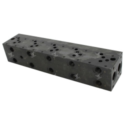 MD-05P-5-G - Плита монтажная выходы вбок, P и Т = G3/4", А и В = G1/2"