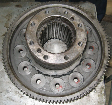 УВ3141 поломка ступицы муфты-тормоз (в разобранном виде) УВ3141 поломка ступицы муфты-тормоз (в разобранном виде)